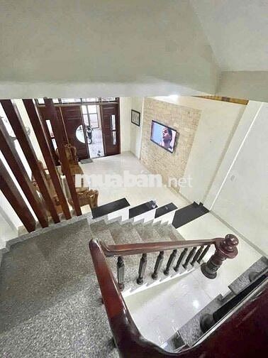 CHO THUÊ NHÀ 3 TẦNG ĐƯỜNG HỒ TRUNG LƯỢNG GẦN CẦU HOÀ XUÂN