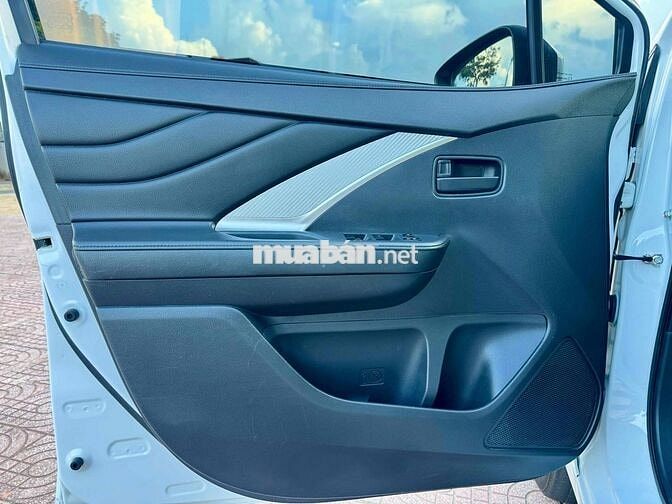 Mitsubishi Xpander AT Eco 2022 Trắng 7 chỗ