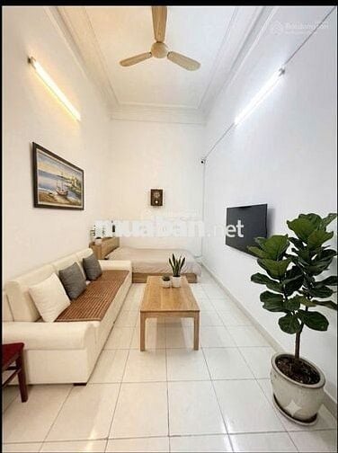 Cho thuê nhà Quốc Tử Giám 40m² 4 tầng full nội thất ô tô đỗ cửa 14 tr
