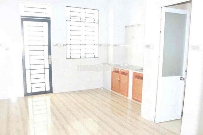 Nhà 1 trệt 1 lầu 2PN 4WC căn góc hẻm xe tải  gần ngã tư Thủ Đức