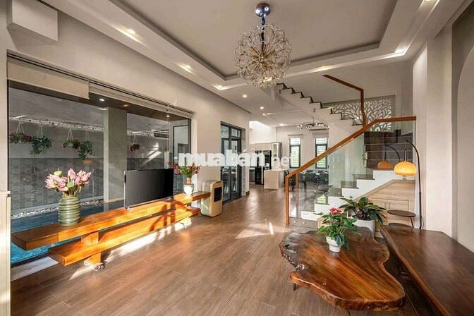 CHO THUÊ VILLA 3 TẦNG ĐƯỜNG PHAN BÁ VÀNH