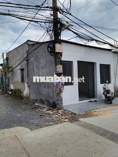 Cần bán nhà gốc 2  mặt tiền , đường kênh trung ương bình chánh hcm