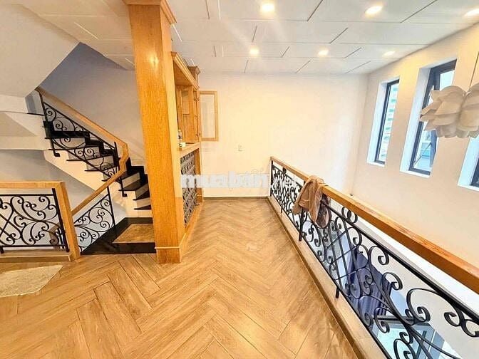 nhà nc hxh sát mt đường 6x10 tr L 2 lầu st 5pn 6vs nguyễn xí p13 bình