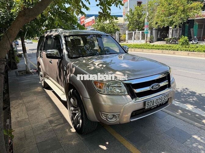 Ford Everest 2013 sô tự đông