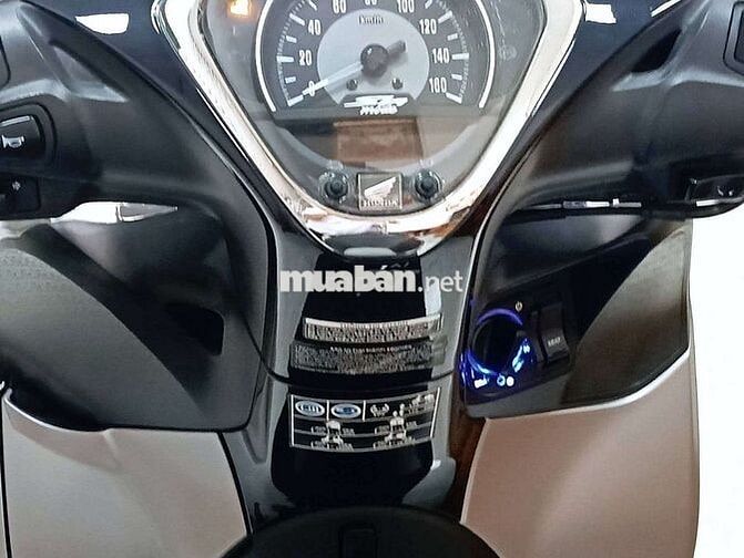 Honda SH Mode ABS 2023 Bạc 11000 km