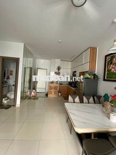 Cho thuê căn hộ full nội thất 2PN-2WC-68m2