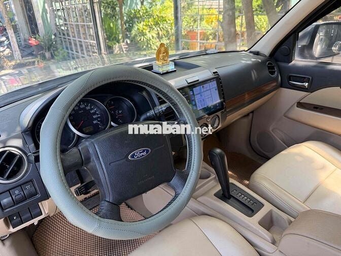 Ford Everest 2013 sô tự đông
