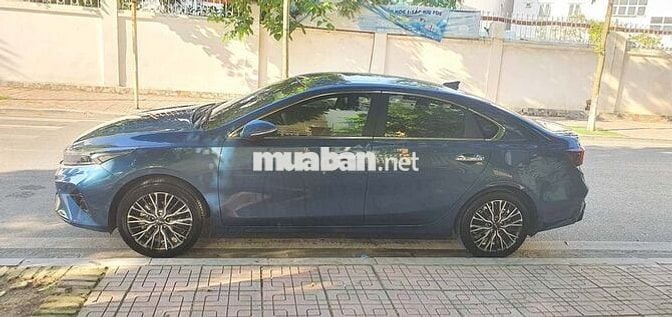 Kia K3 Premium 1.6AT 2022 Xanh M4B