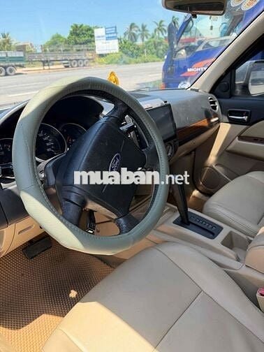 Ford Everest 2013 sô tự đông