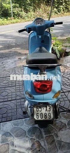 Piaggio Vespa Xanh