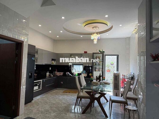 🏡 Bán nhà 2,5 tầng đường 7m5 Hoàng Bật Đạt – gần Làng Đại Học Đà Nẵng,