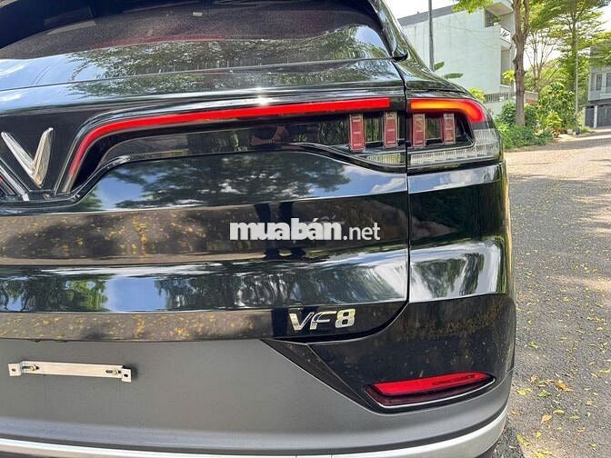 Bán xe lướt đẹp VinFast VF8 Plus 2023 Đen KM 120T