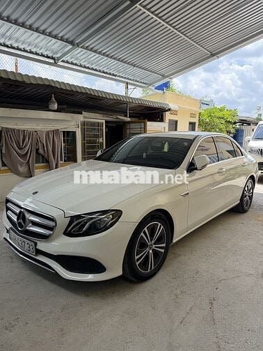 Mercedes-Benz E 180 2020 Trắng 66000 km