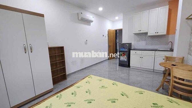 Cho thuê căn hộ KĐT Vạn Phúc full nội thất