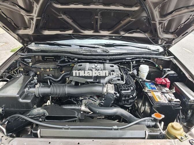 Mitsubishi Pajero Sport 2012 Số tự động Nâu
