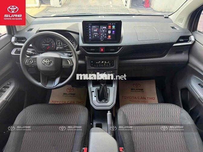 Toyota Avanza Premio 1.5G CVT 2024 Bạc CHÍNH HÃNG