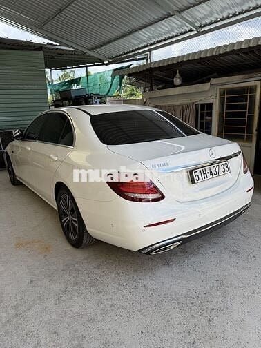 Mercedes-Benz E 180 2020 Trắng 66000 km