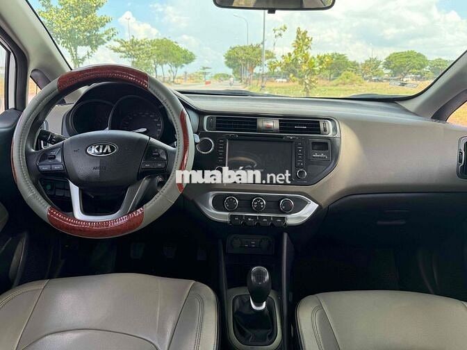 KIA RIO 2016 Số sàn Trắng