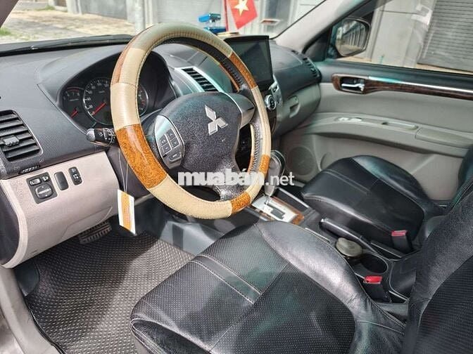 Mitsubishi Pajero Sport 2012 Số tự động Nâu