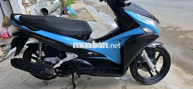 Honda Air Blade Fi 212, máy zin siêu êm, bs dễ nhớ