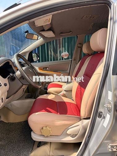 Toyota Innova G 2010 Bạc