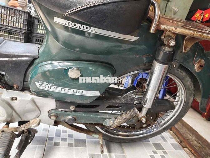 Honda Cub 50 Xanh rêu