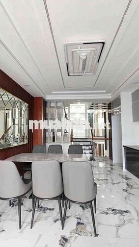 BÁN NHÀ PHƯỜNG BHH BÌNH TÂN 92m² 5Tầng HXH SHR CHÍNH CHỦ 