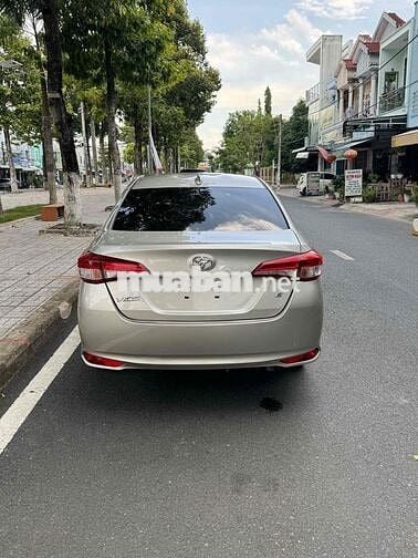 Toyota Vios 2019 Số sàn Vàng cát