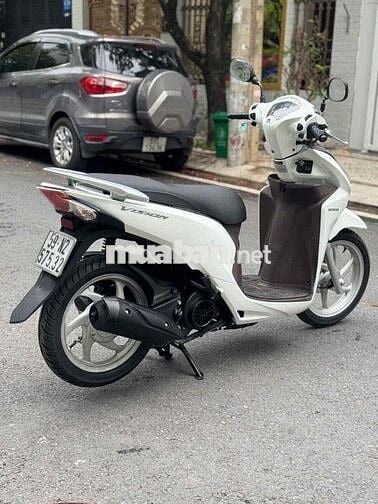 Honda Vision 2015 Trắng