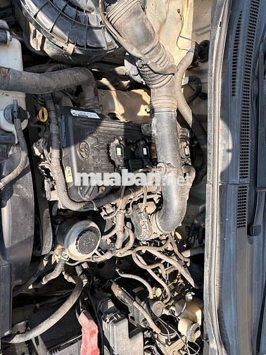 Toyota Innova G 2010 Bạc