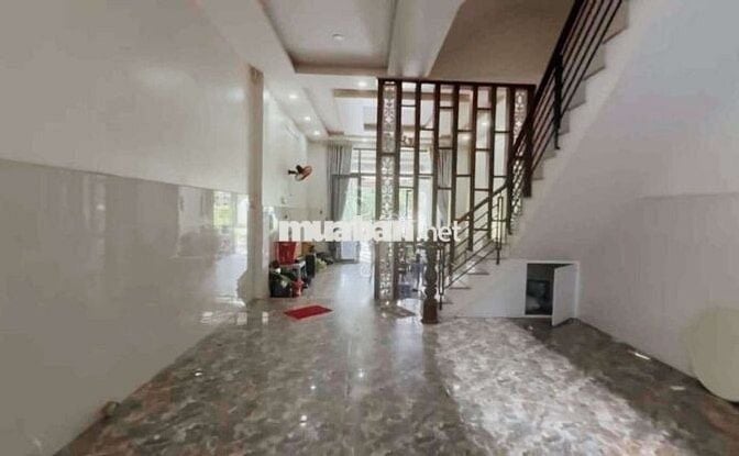 🏠 CHO THUÊ PHÒNG NỘI THẤT ĐẦY ĐỦ – NHÀ MẶT TIỀN GẦN KHANG ĐIỀN