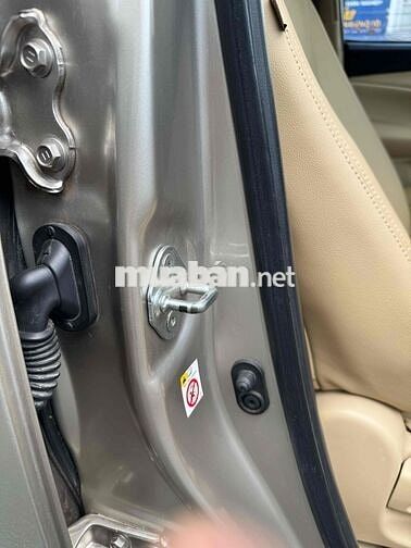 Toyota Vios 2019 Số sàn Vàng cát