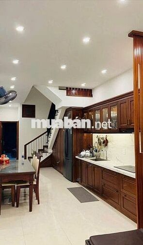Bán nhà 4 Tầng 5 PN - Vài bước ra Nguyễn Văn Thoại - Giá rẻ bất ngờ