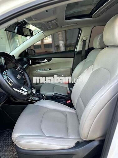 KIA Cerato Luxury 2020 Trắng Tự động Ghế da