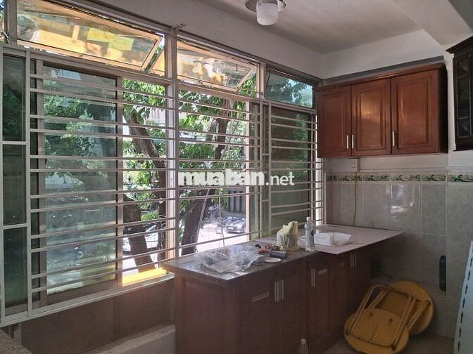 Cho thuê nhà 4 tầng mặt tiền 84 LÊ ĐÌNH LÝ