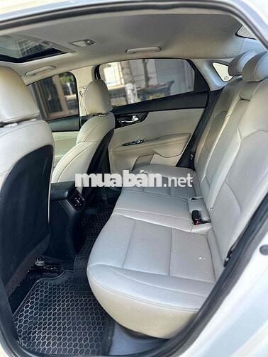 KIA Cerato Luxury 2020 Trắng Tự động Ghế da