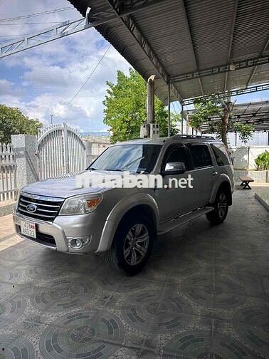 Ford Everest 2011 Số sàn Bạc