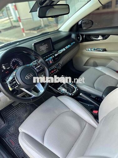 KIA Cerato Luxury 2020 Trắng Tự động Ghế da