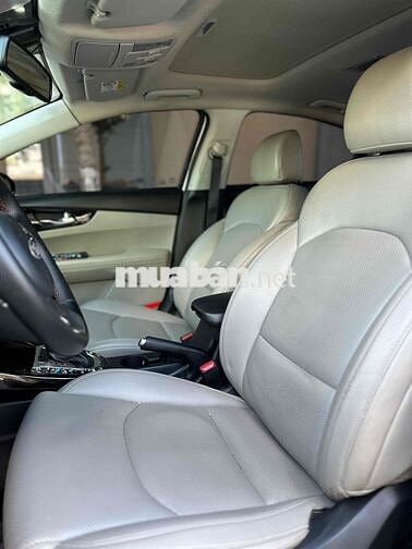 KIA Cerato Luxury 2020 Trắng Tự động Ghế da