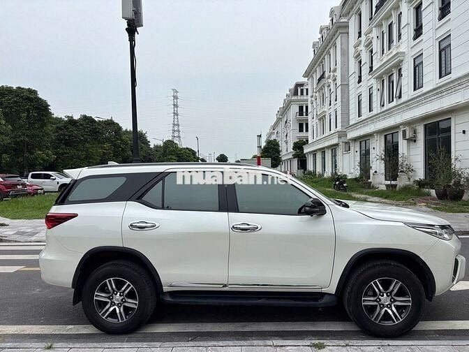 Toyota Fortuner 2018 Trắng 17 vạn