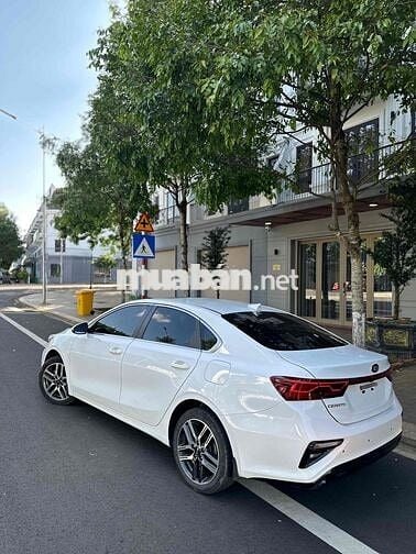 KIA Cerato Luxury 2020 Trắng Tự động Ghế da