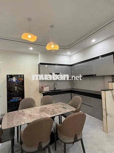 242 CHO THUÊ NHÀ 2 TẦNG 83M² – 3PN 2WC, FULL NỘI THẤT