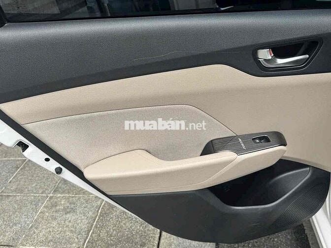 Hyundai Accent 2024 Trắng 5 vạn