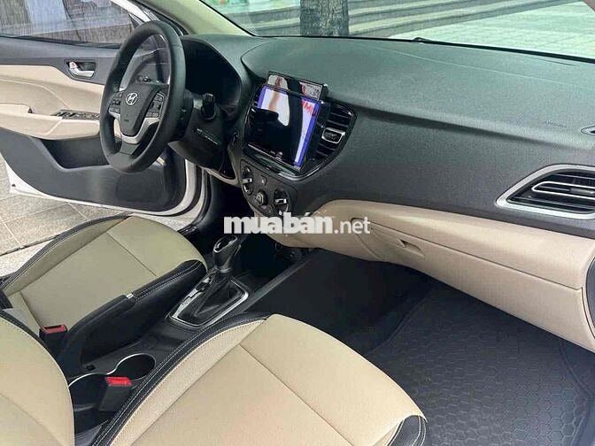 Hyundai Accent 2024 Trắng 5 vạn
