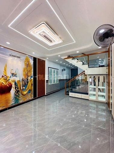 Bán nhà đẹp 4x10m 1 trệt 1 lầu gần Ngã Ba Giồng Hóc Môn hẻm xe hơi