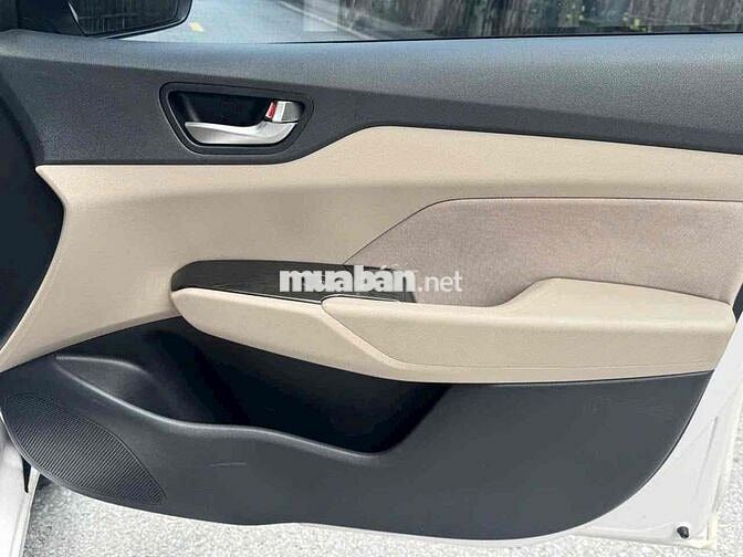 Hyundai Accent 2024 Trắng 5 vạn