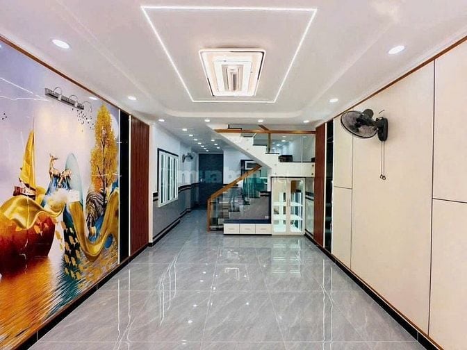Bán nhà đẹp 4x10m 1 trệt 1 lầu gần Ngã Ba Giồng Hóc Môn hẻm xe hơi