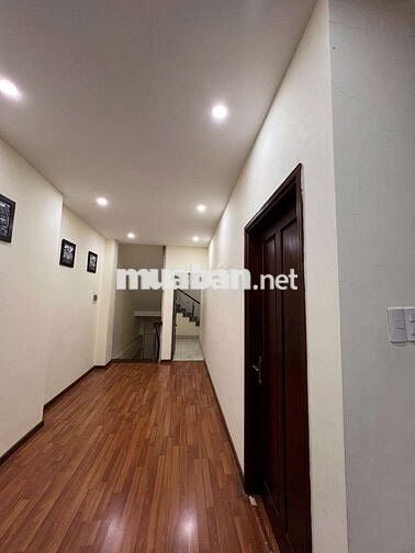 TOÀ NHÀ 5 TẦNG, 140M2, NGANG 7M ĐƯỜNG NÚI THÀNH, KINH DOANH SẦM UẤT