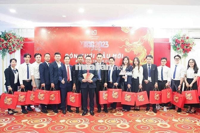 Cần Tuyển Chuyên Viên Kinh Doanh Lương 8tr-12tr