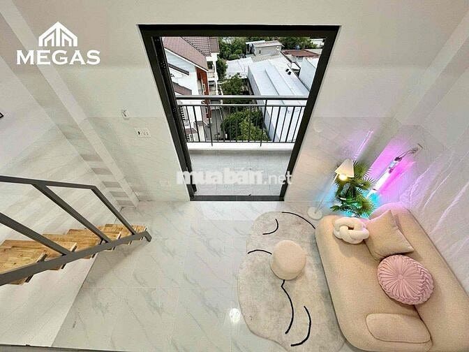 PHÒNG BAN CÔNG FULL NỘI THẤT NGAY TRUNG TÂM GÒ VẤP
